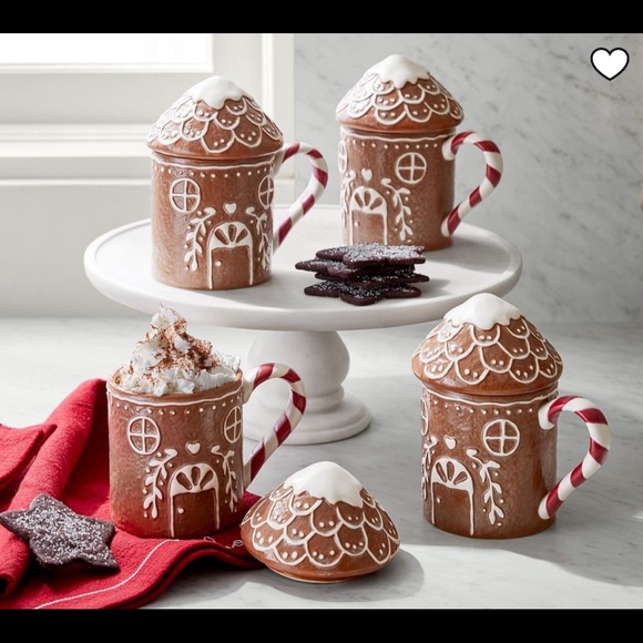 Pottery Barn Gingerbread house mug with a lid - Picture 3 of 3